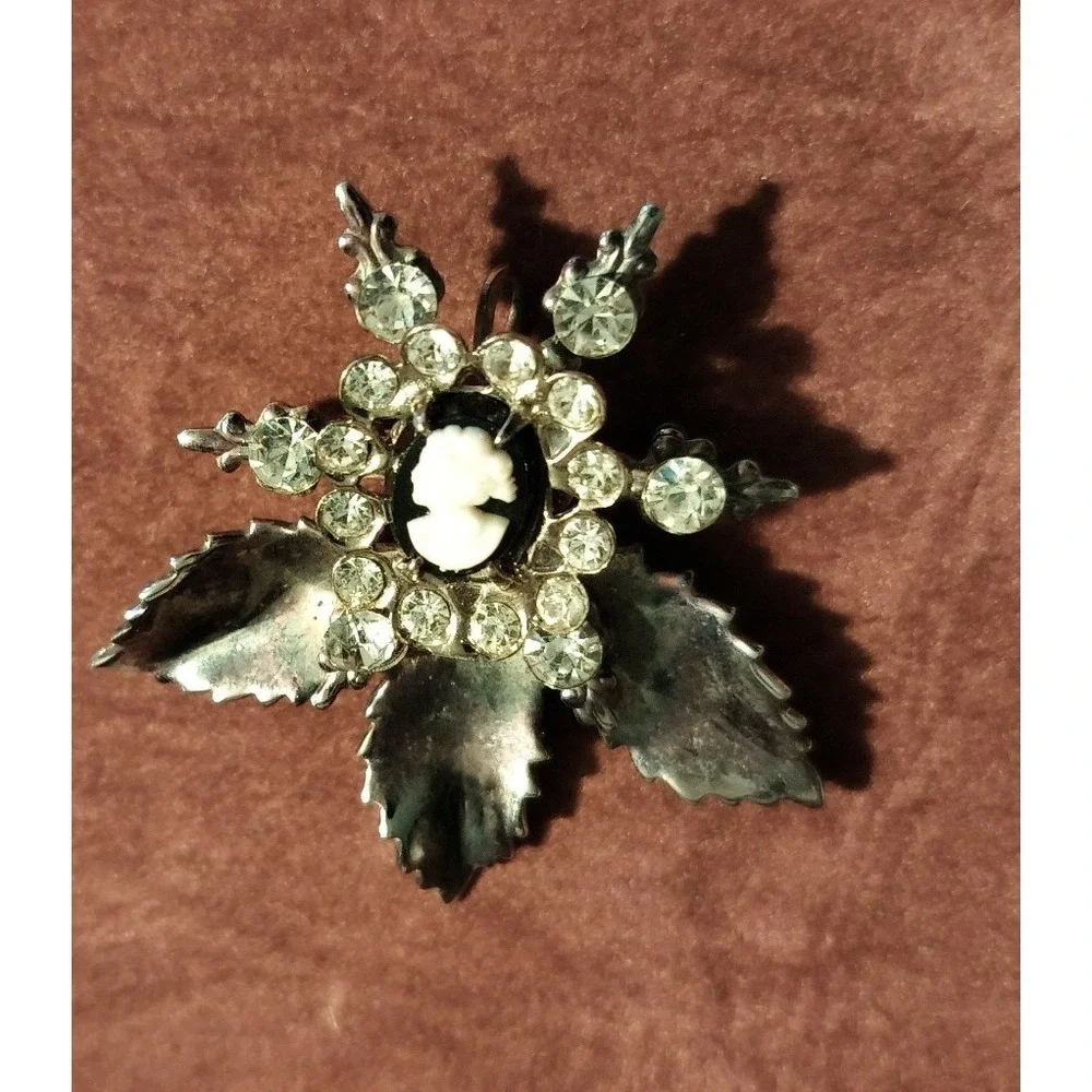 Vintage Cameo Rhinestone Leaf Brooch Silver Tone Starburst Victorian Style Pin